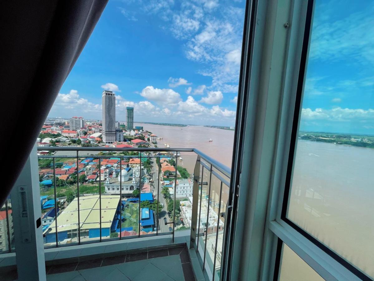 Infinity 28 Hotel And Residence Phnom Penh Exteriör bild