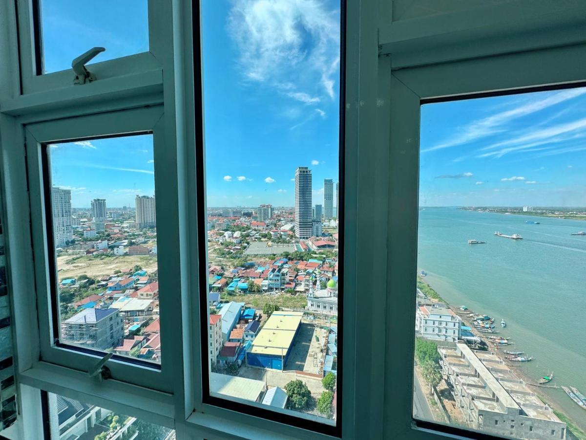 Infinity 28 Hotel And Residence Phnom Penh Exteriör bild
