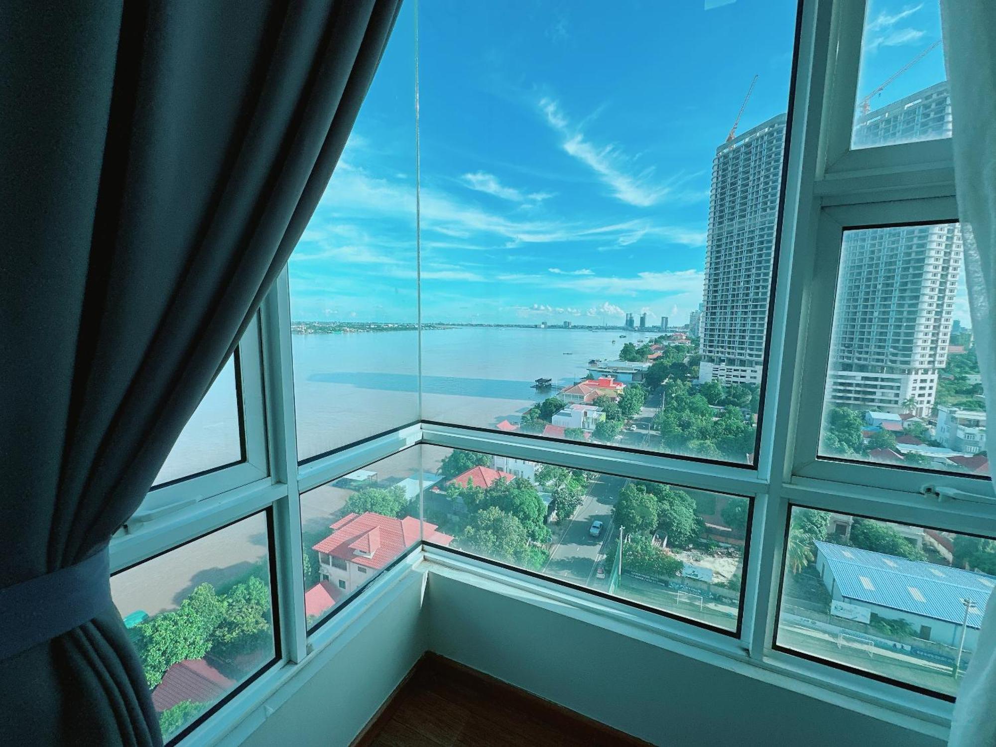 Infinity 28 Hotel And Residence Phnom Penh Exteriör bild